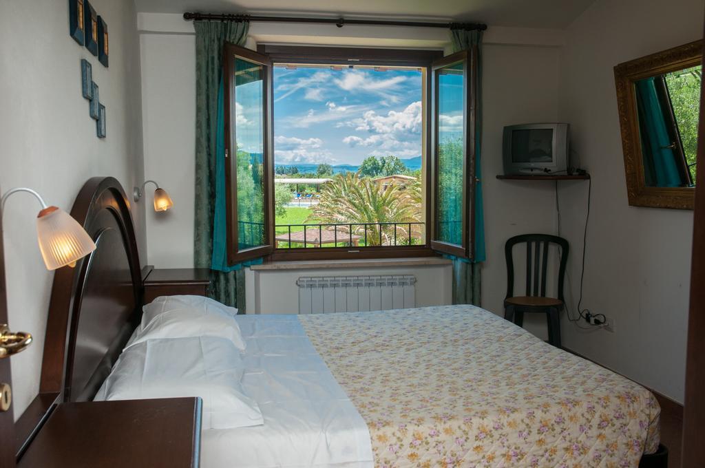 Agriturismo Il Casale Di Monica Rivotorto Eksteriør billede